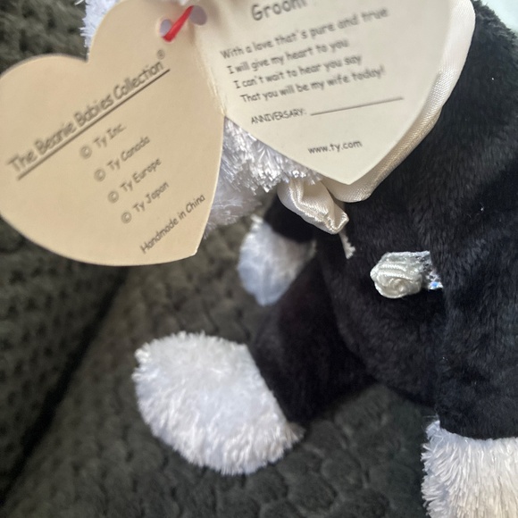 Bride &Groom - Picture 4 of 8